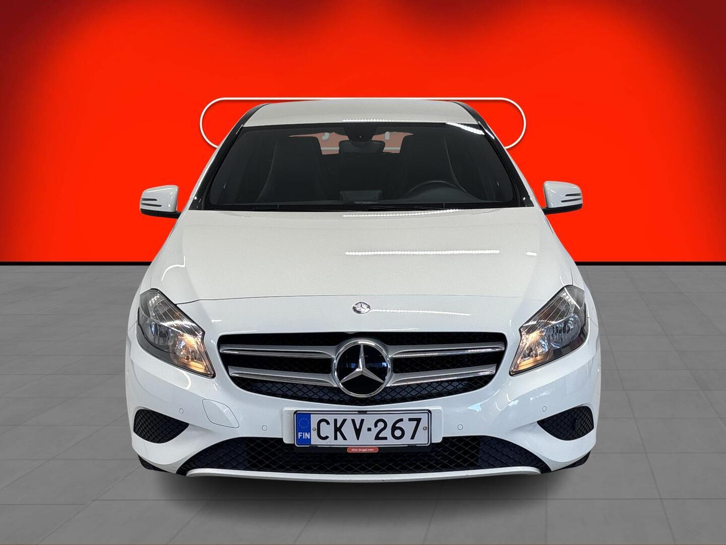 MERCEDES-BENZ A 2014