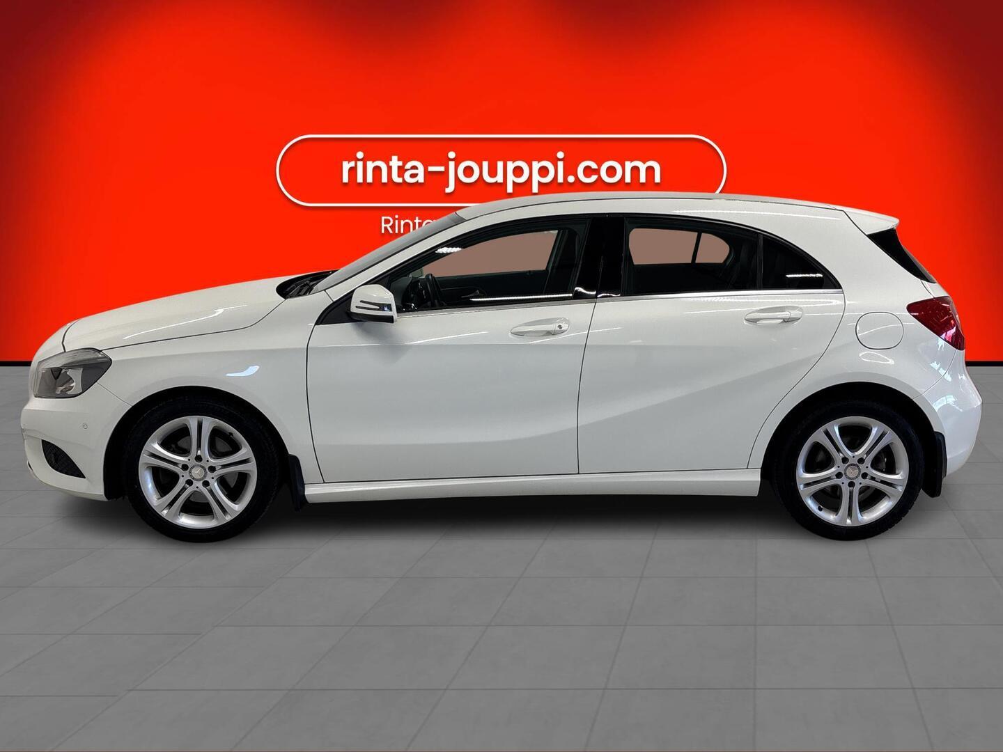 MERCEDES-BENZ A 2014