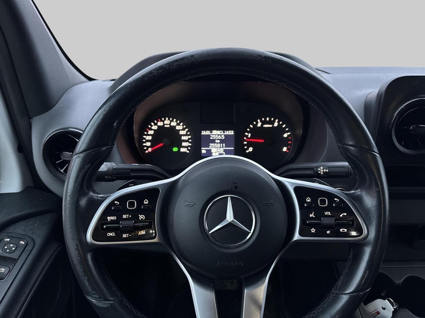 MERCEDES-BENZ Sprinter 2019