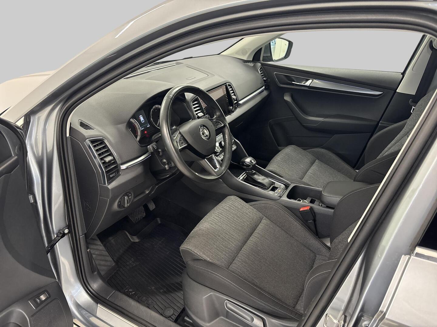 SKODA Karoq 2019