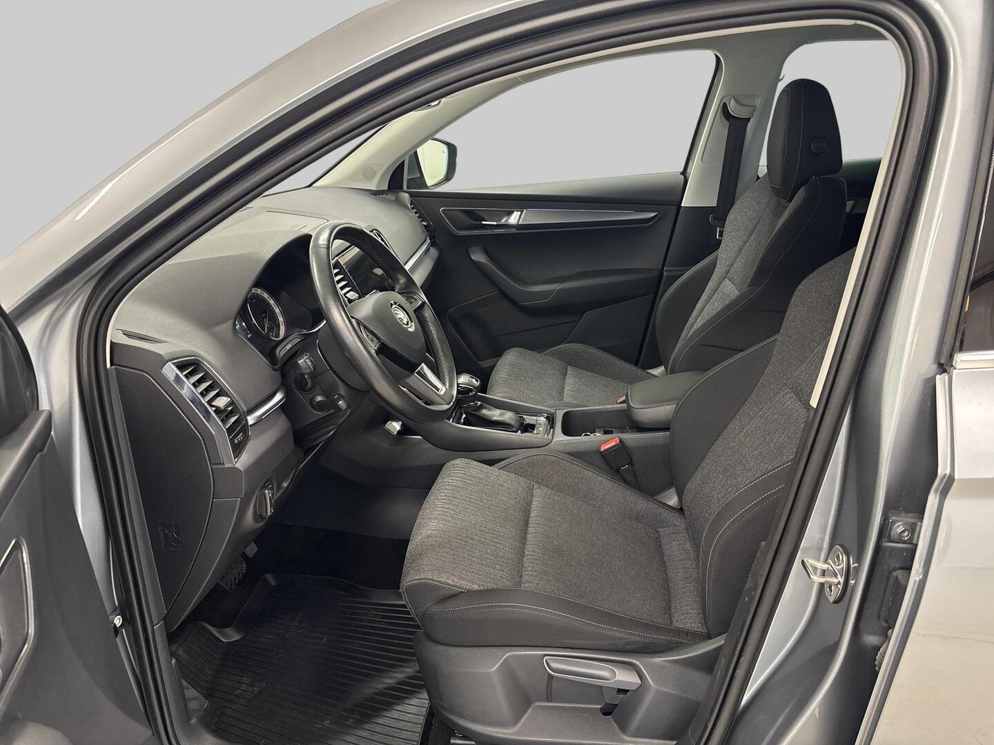SKODA Karoq 2019