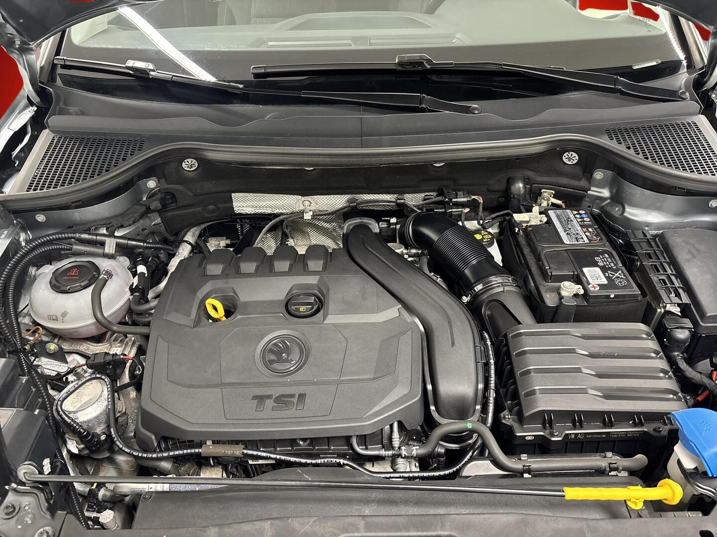 SKODA Karoq 2019