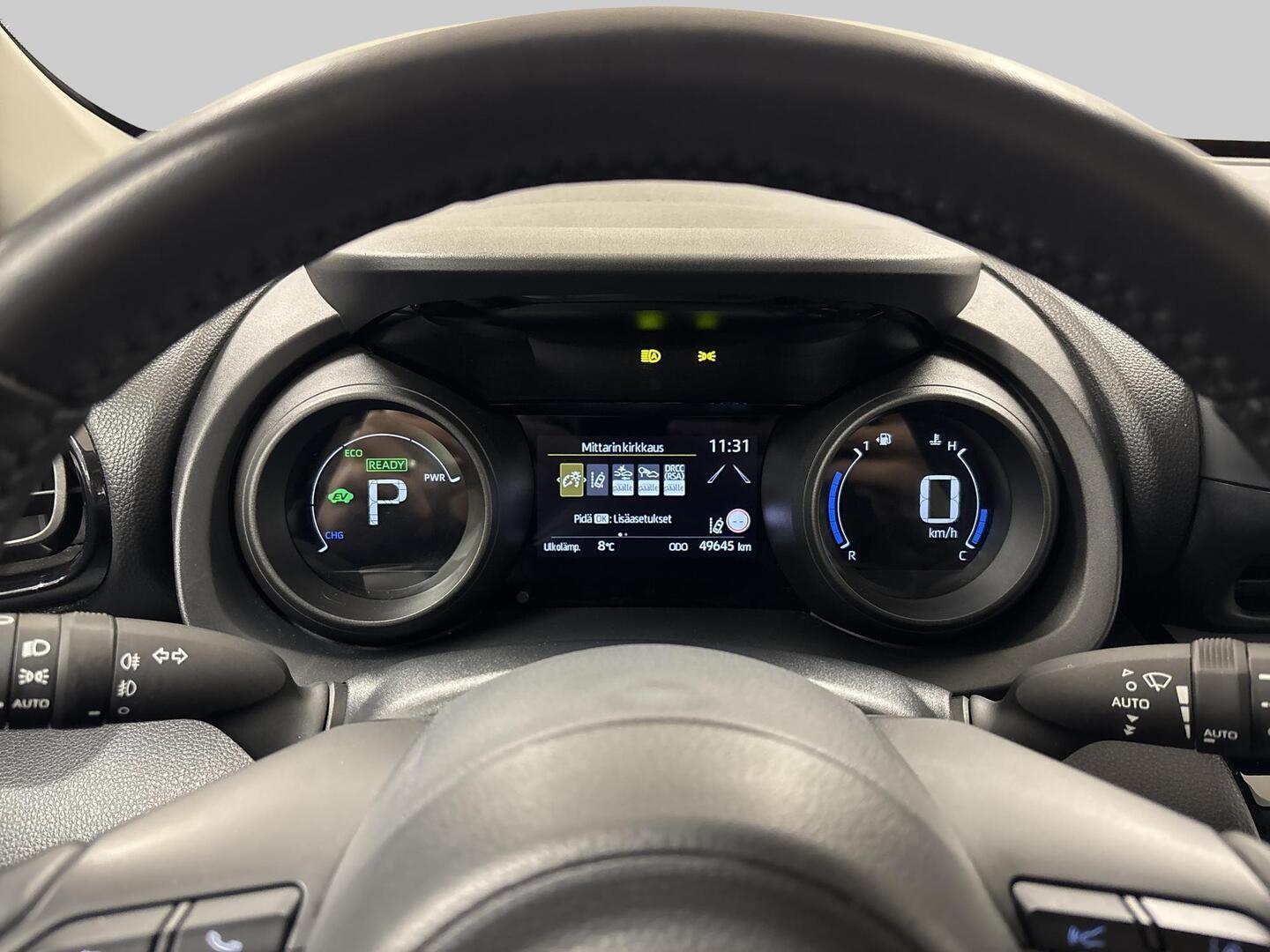 TOYOTA YARIS CROSS 2024