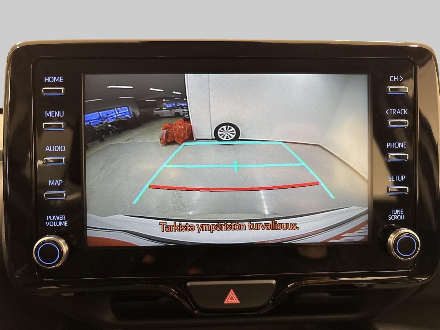 TOYOTA YARIS CROSS 2024