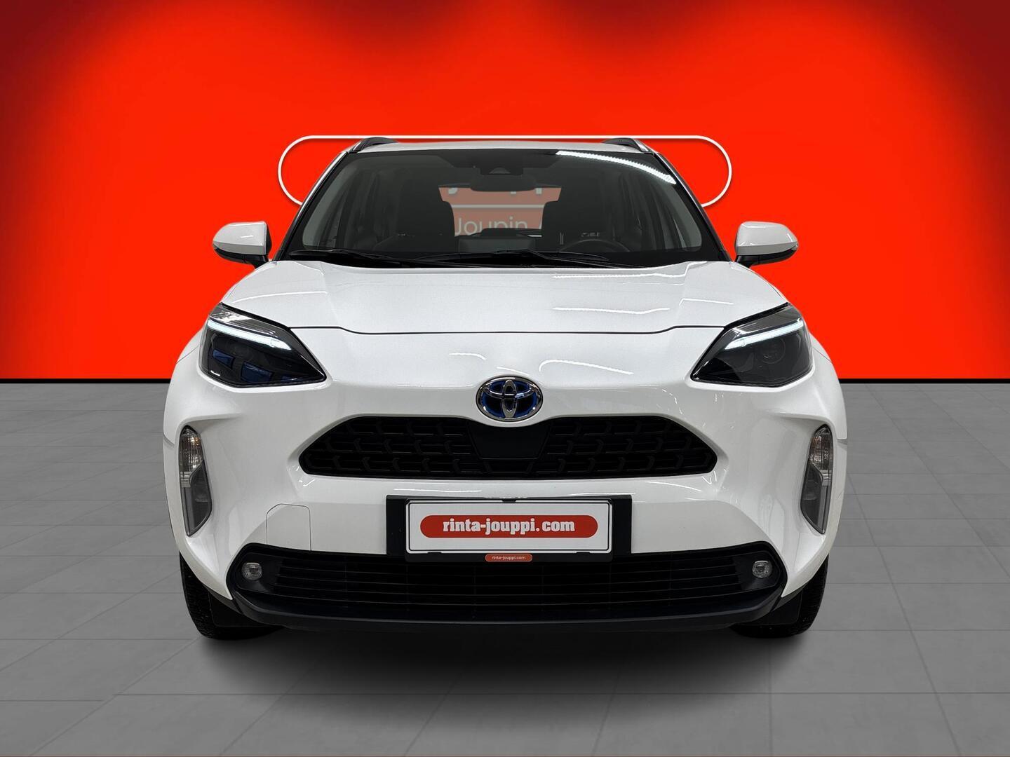 TOYOTA YARIS CROSS 2024