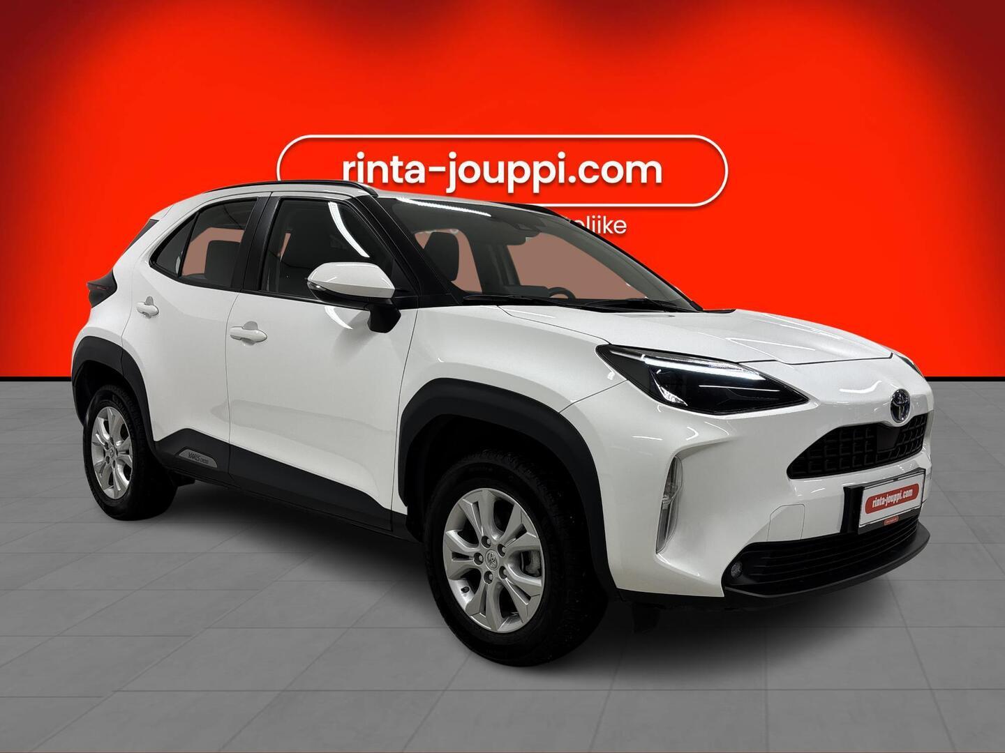 TOYOTA YARIS CROSS 2024