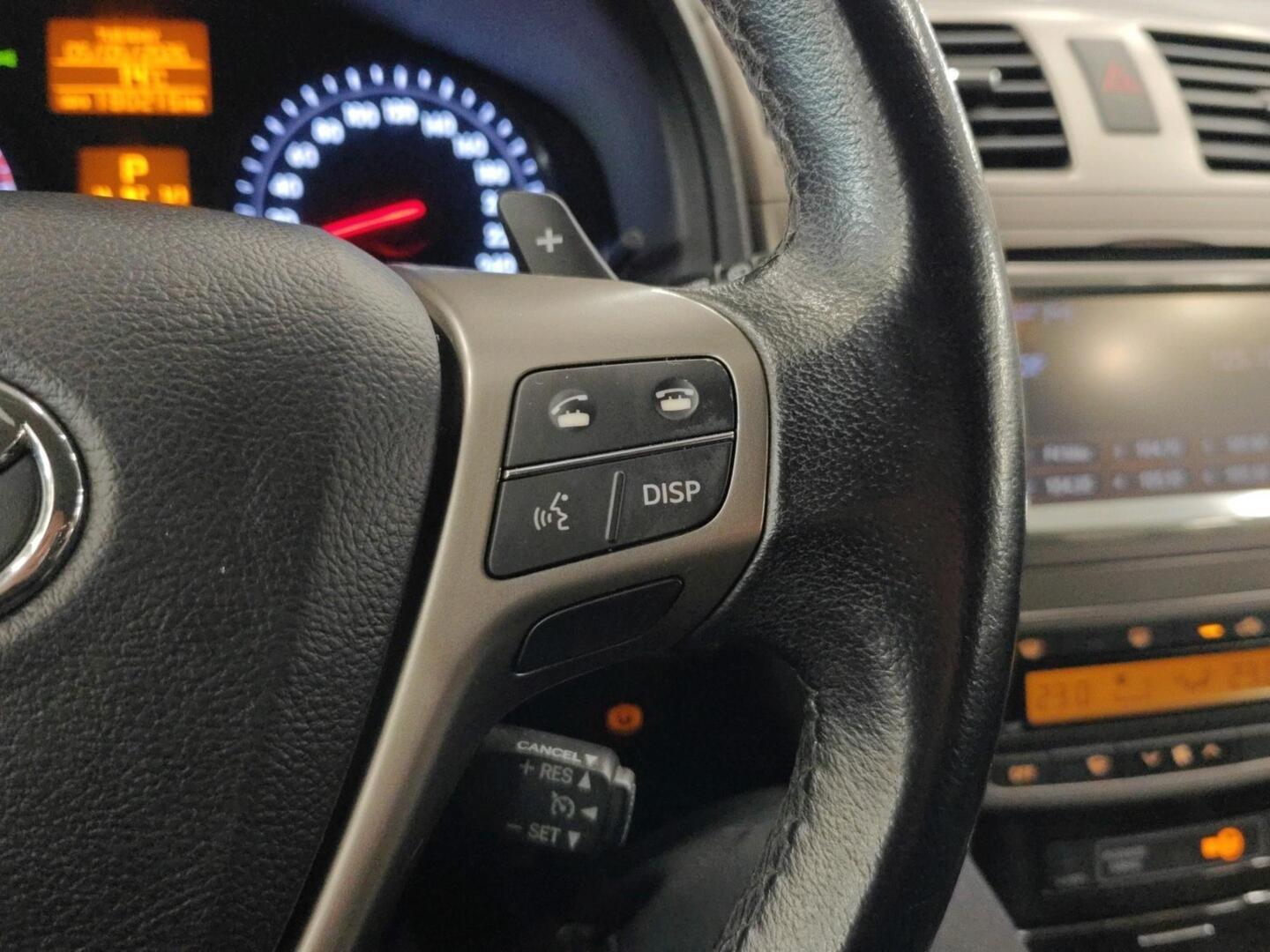 TOYOTA AVENSIS 2013