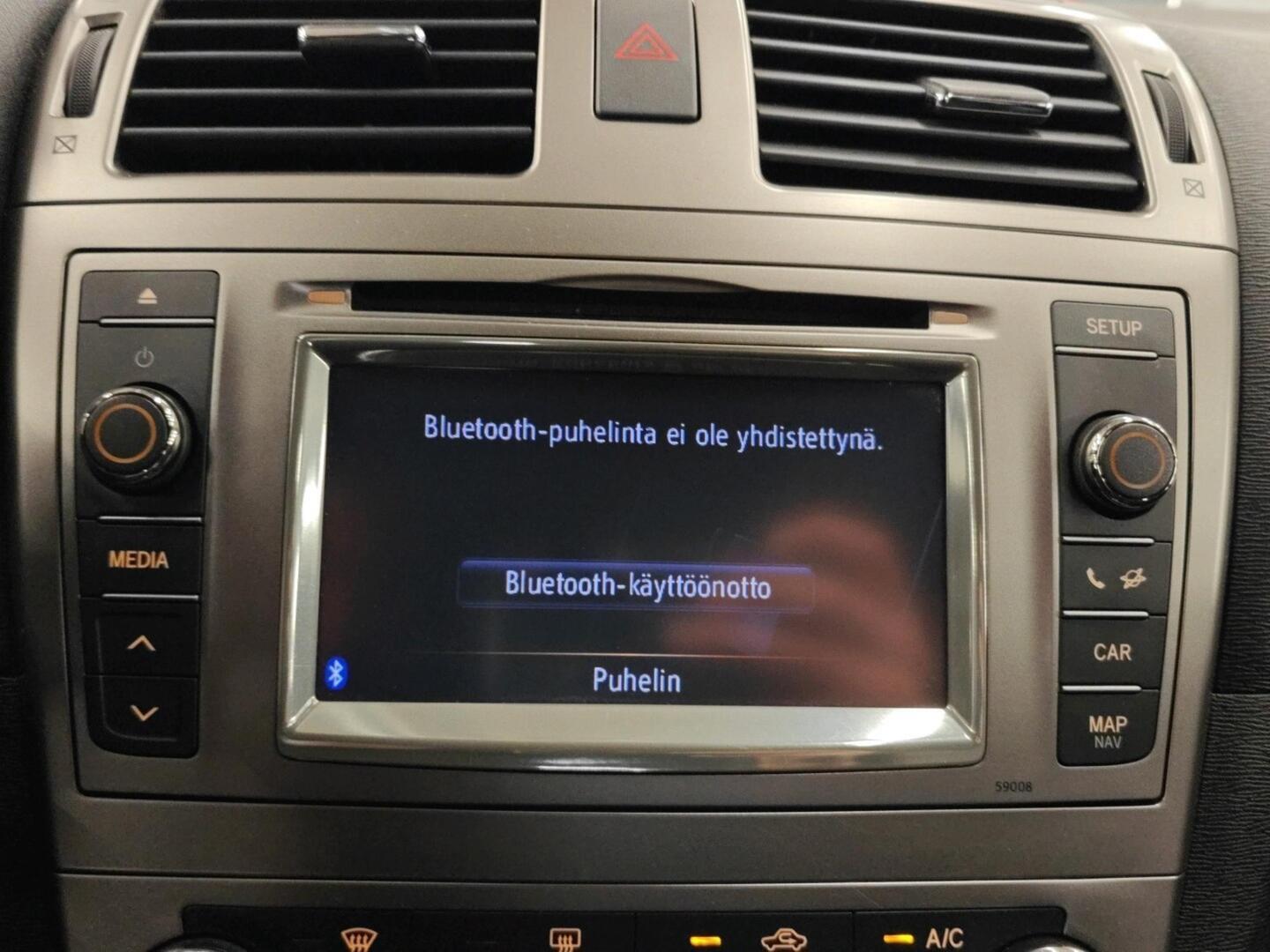 TOYOTA AVENSIS 2013
