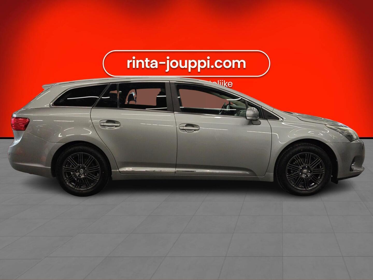 TOYOTA AVENSIS 2013