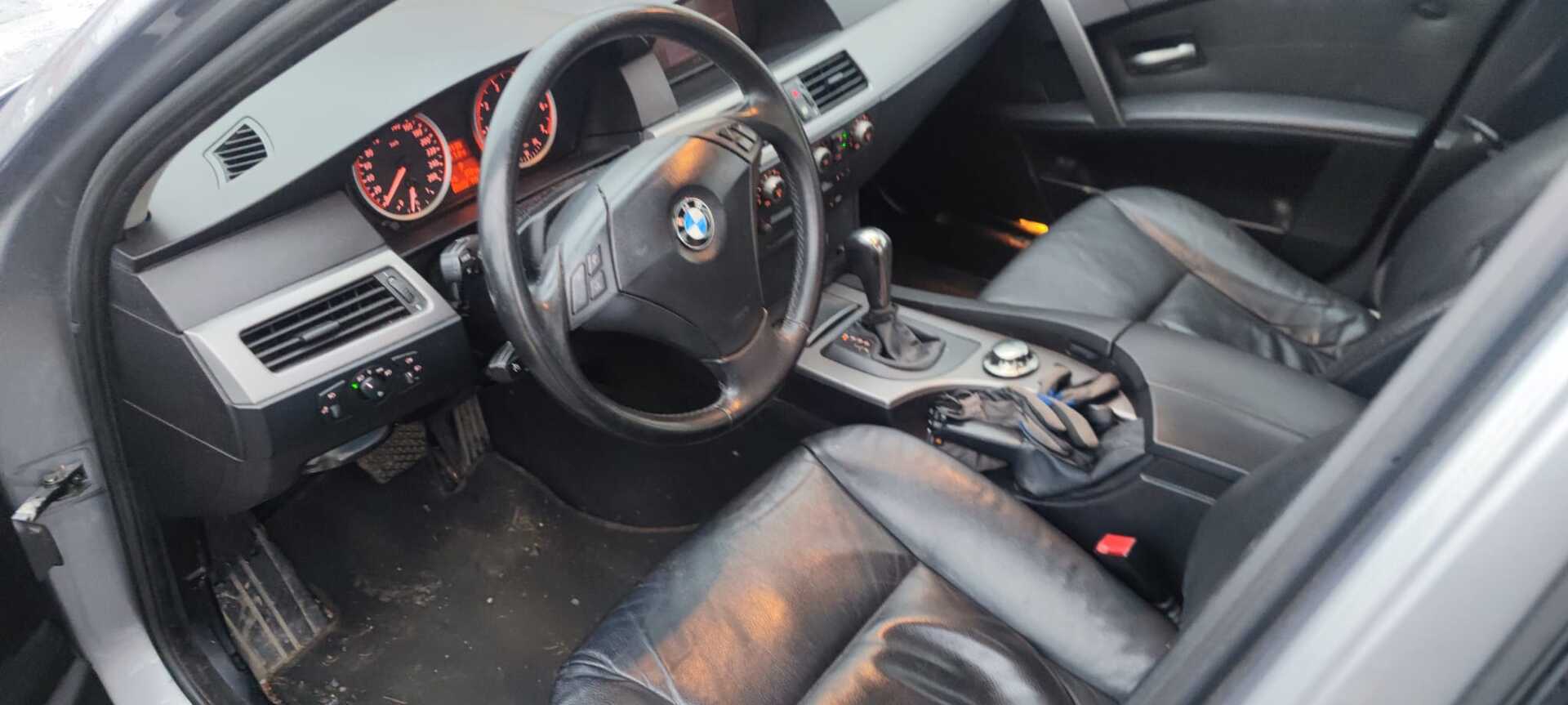 BMW 525 2004