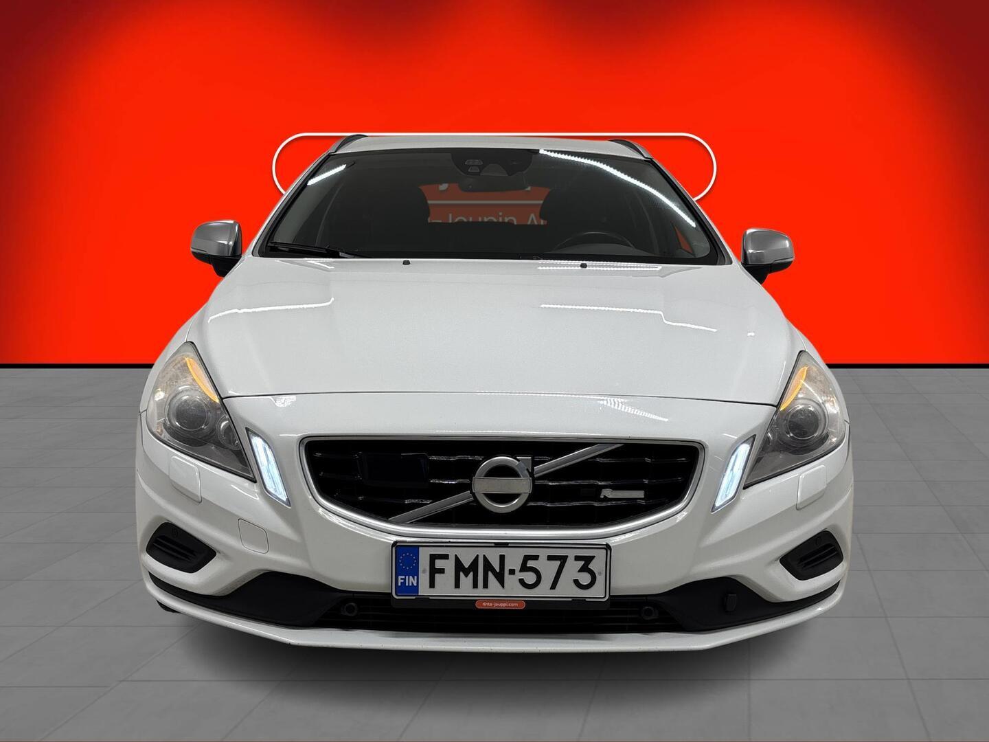 VOLVO V60 2011