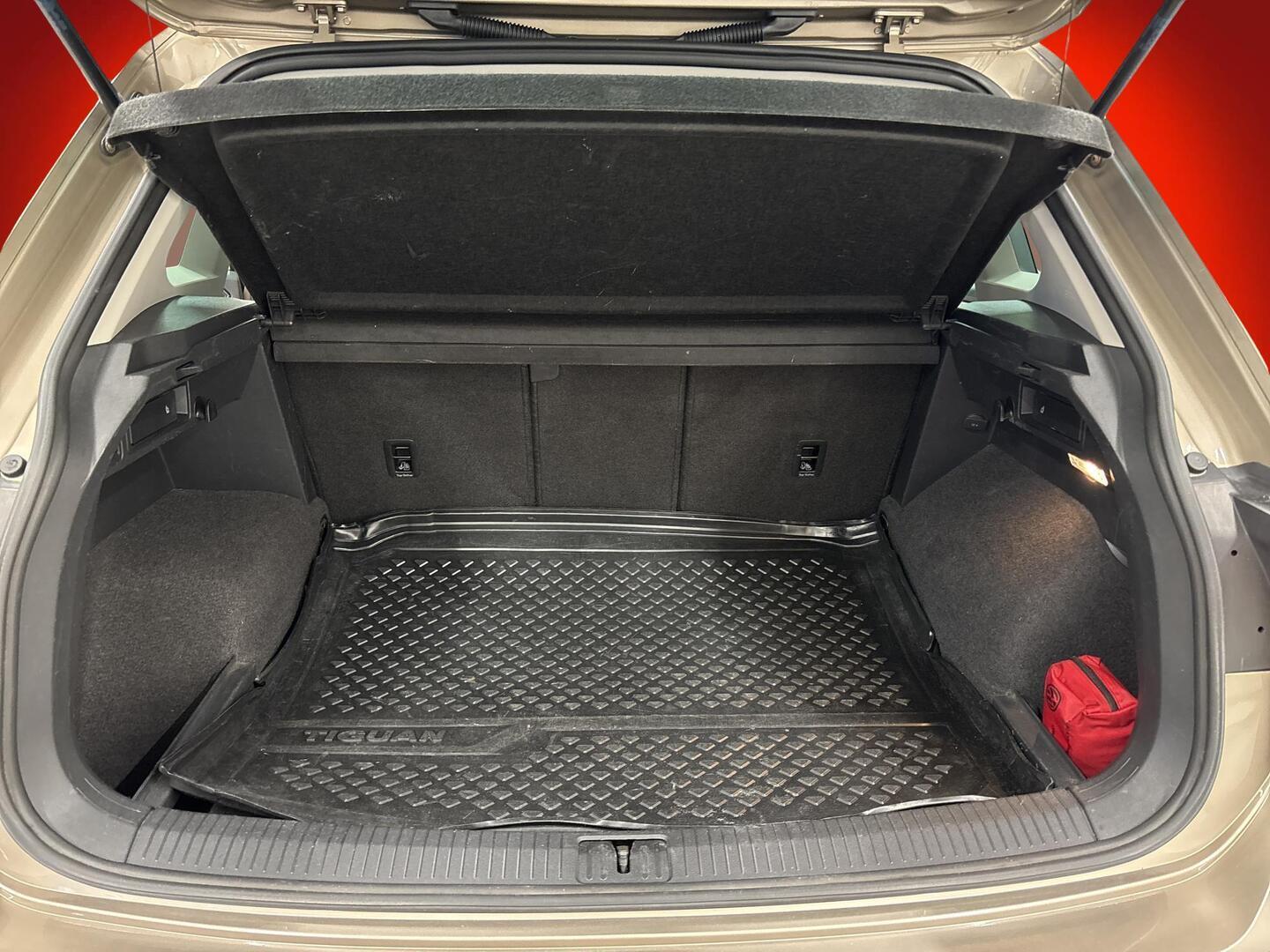 VOLKSWAGEN Tiguan 2017