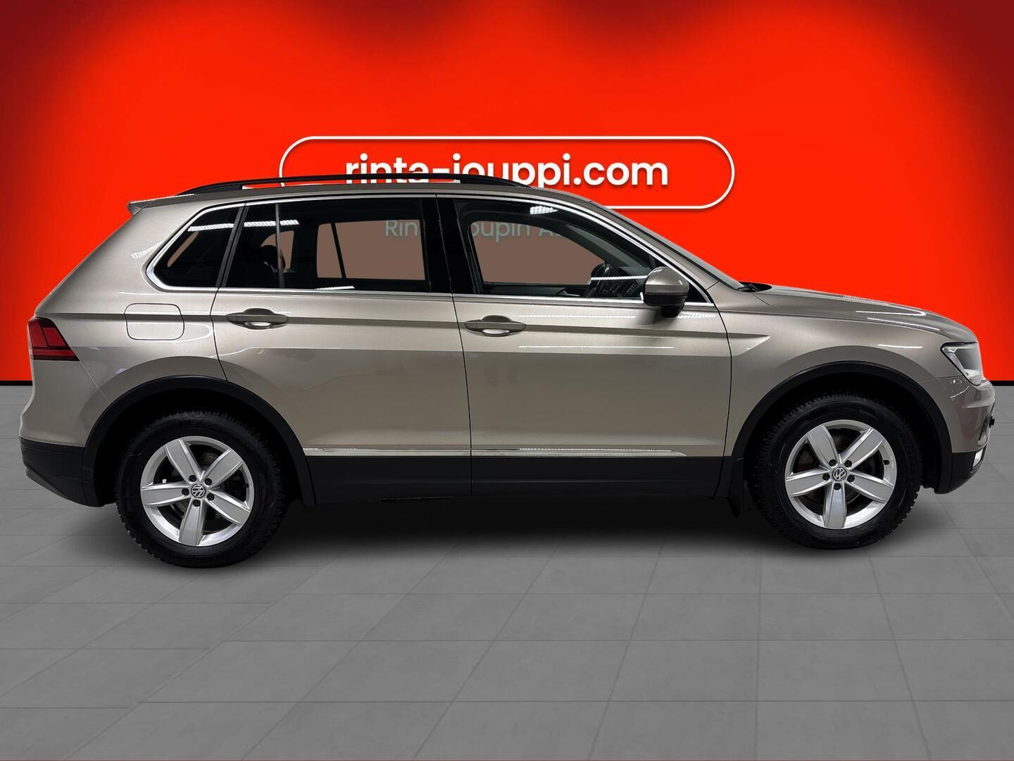 VOLKSWAGEN Tiguan 2017