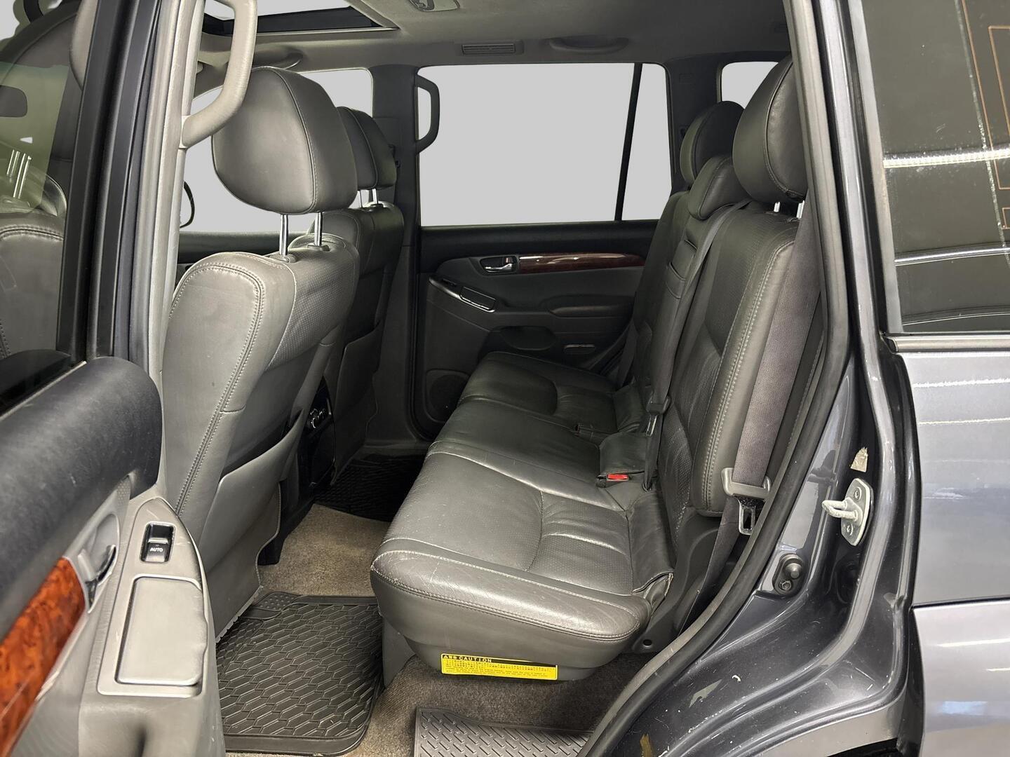 TOYOTA Land Cruiser 2007