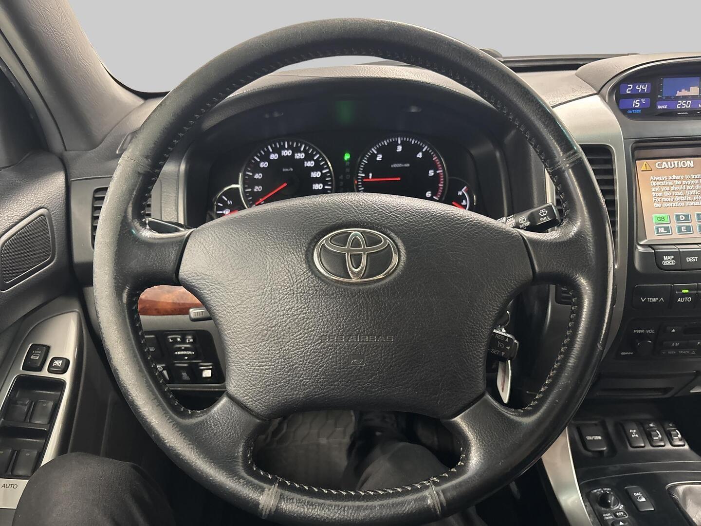 TOYOTA Land Cruiser 2007