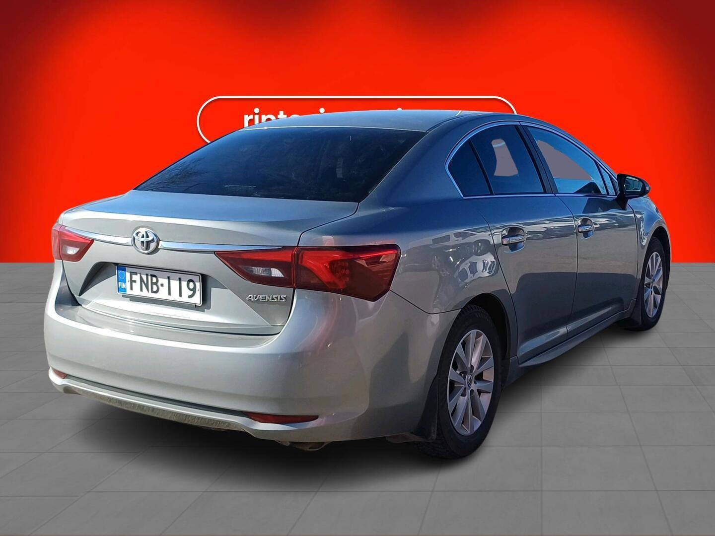TOYOTA Avensis 2018