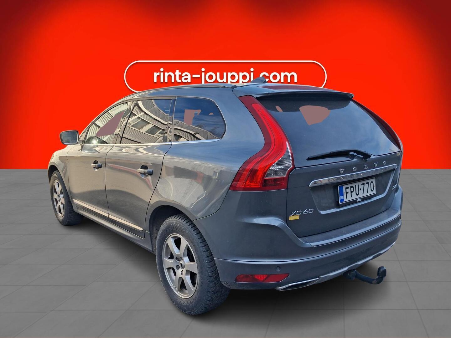 VOLVO XC60 2017