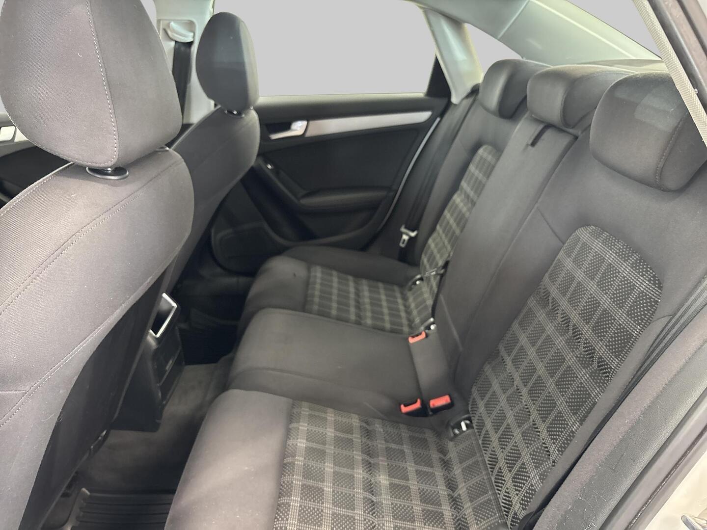 AUDI A4 2014
