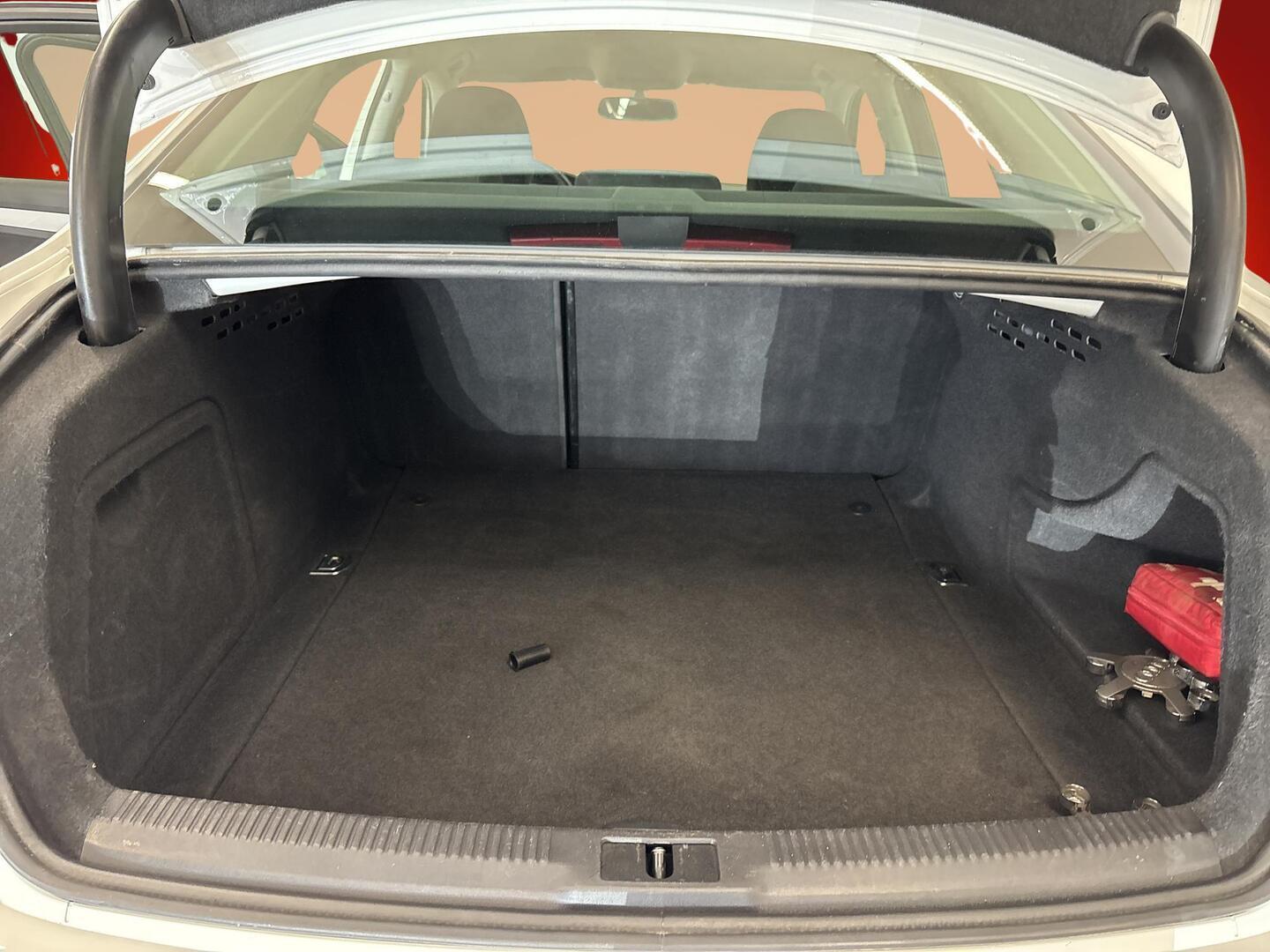 AUDI A4 2014