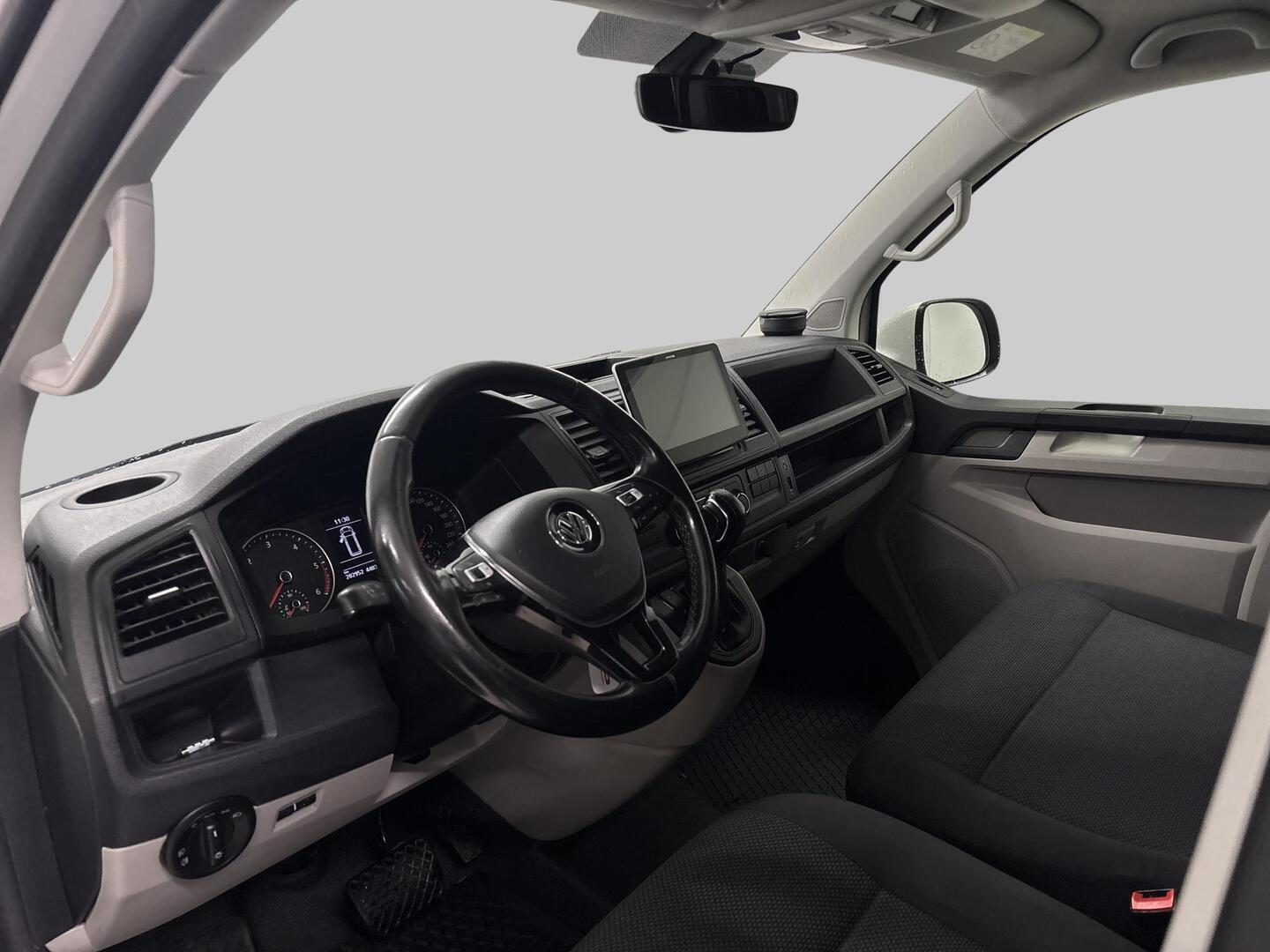 VOLKSWAGEN Transporter 2016
