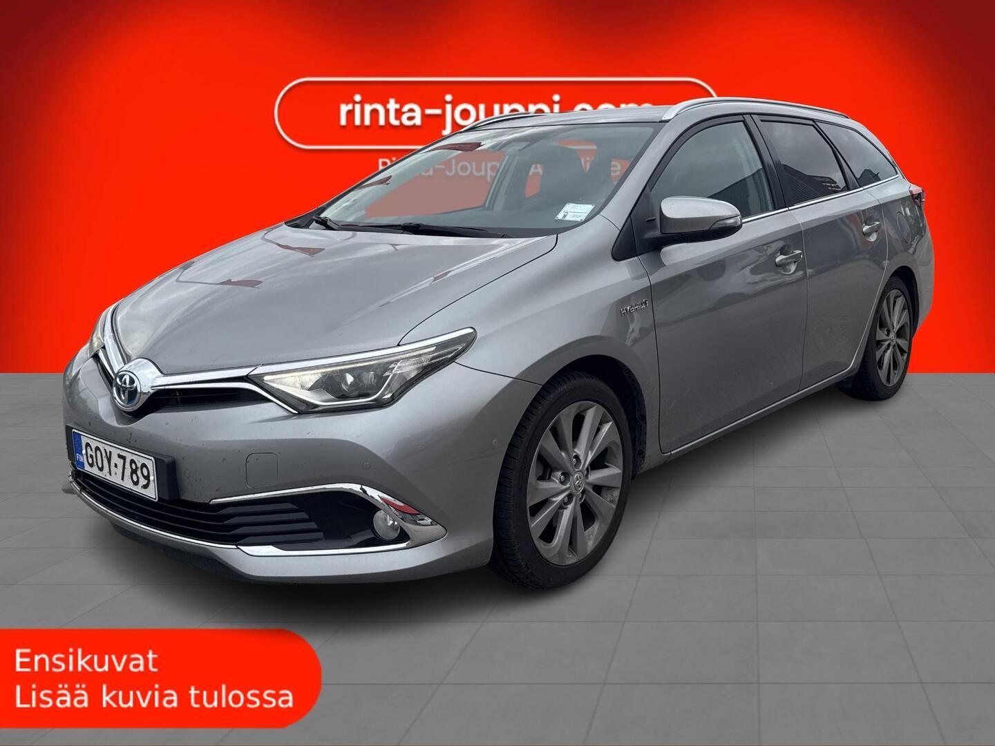TOYOTA Auris 2016