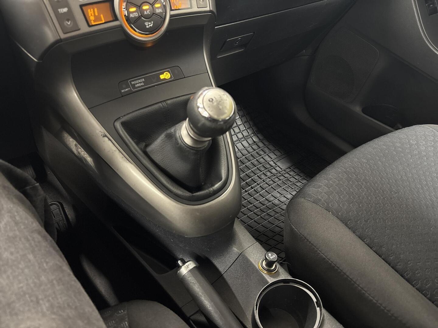 TOYOTA Verso 2009