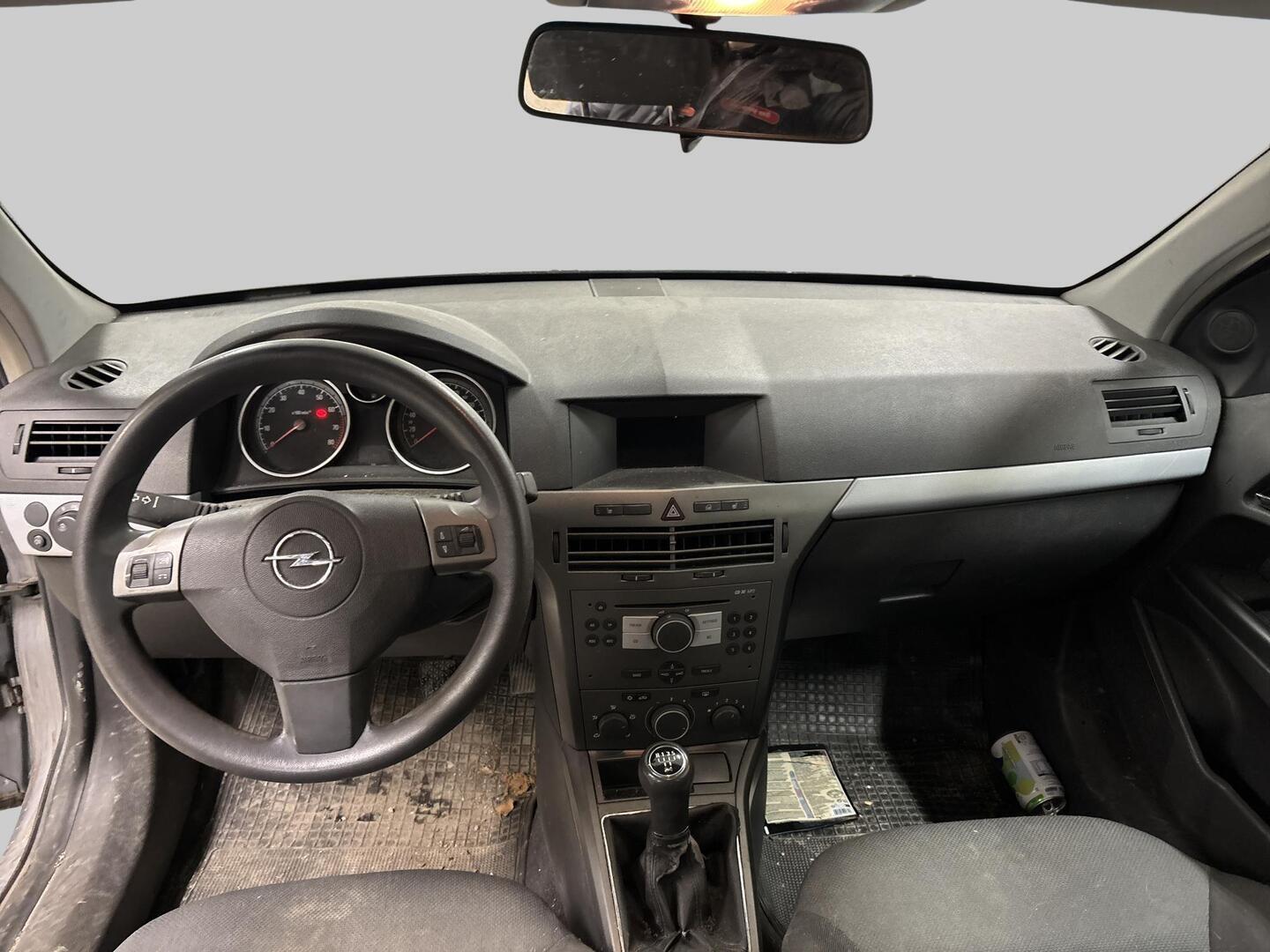 OPEL Astra 2005