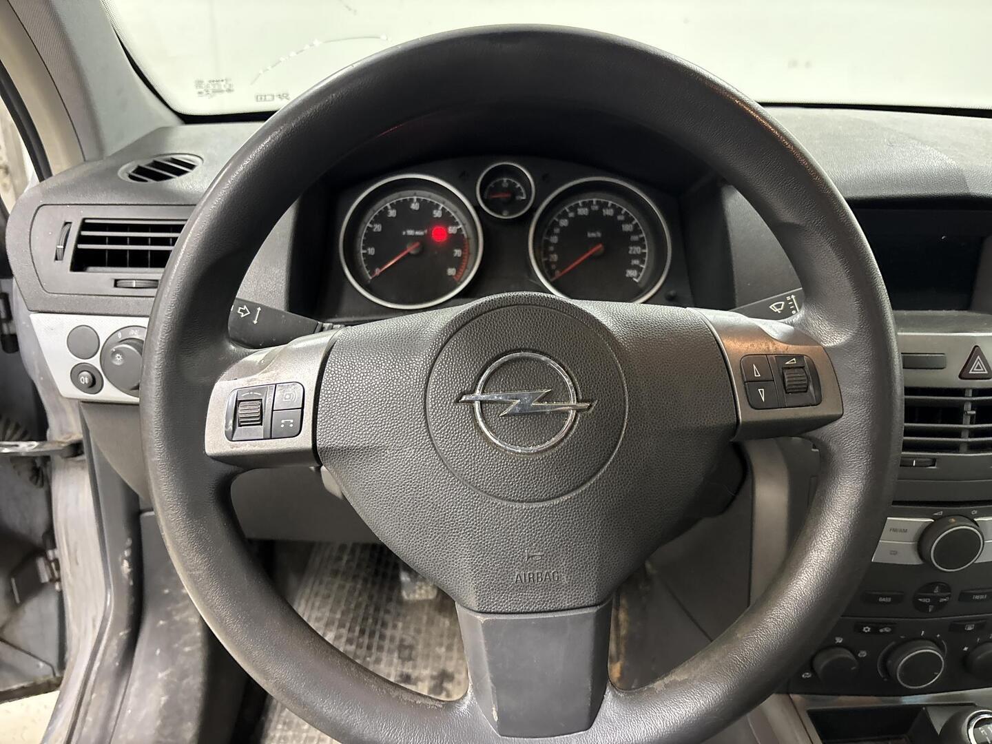 OPEL Astra 2005