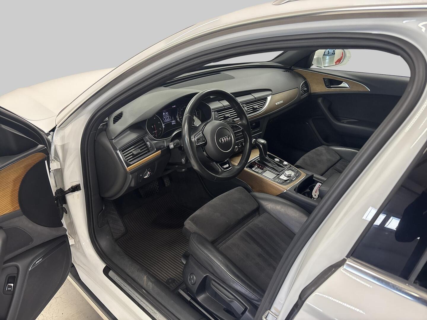AUDI A6 allroad quattro 2016