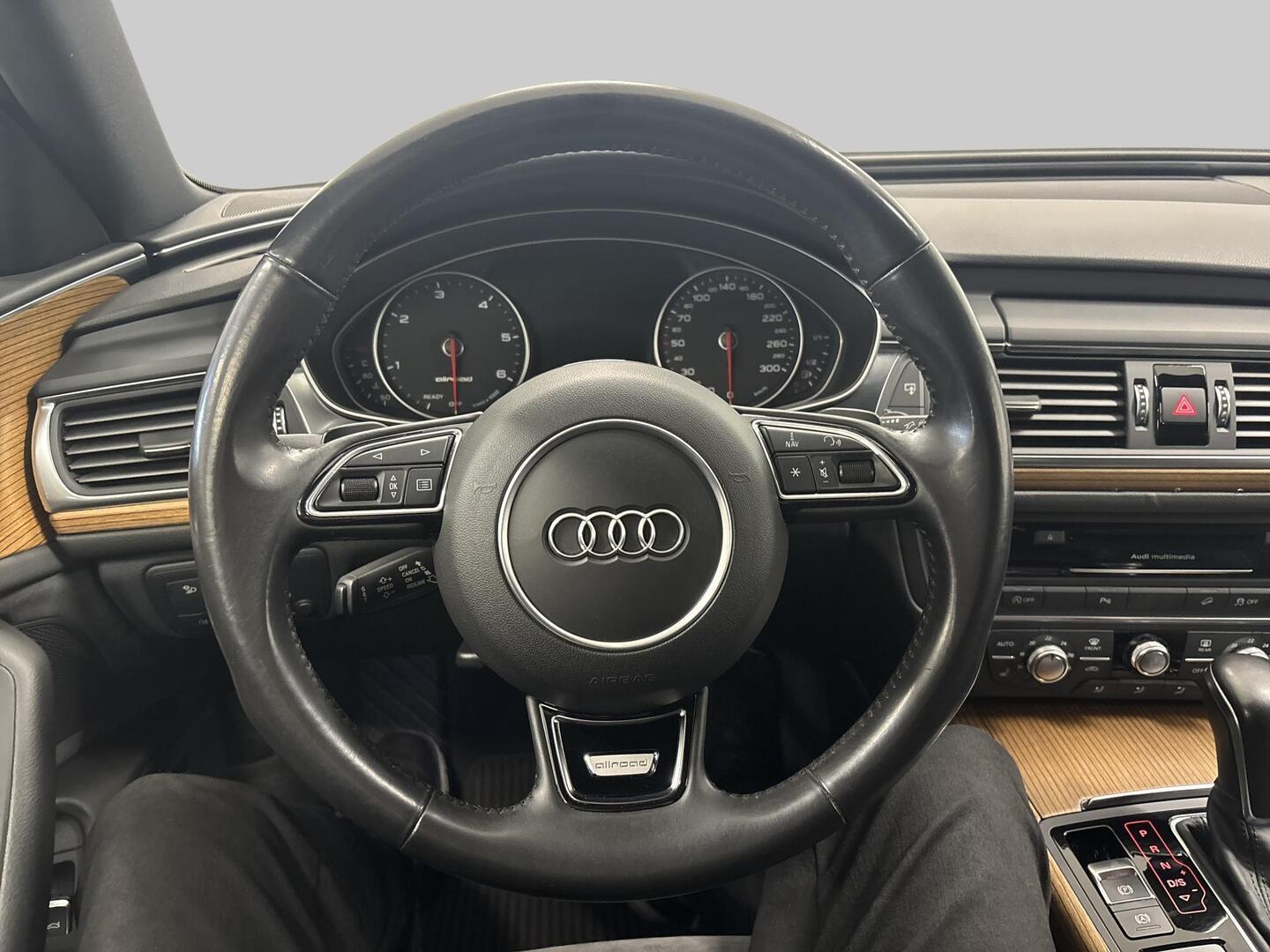 AUDI A6 allroad quattro 2016