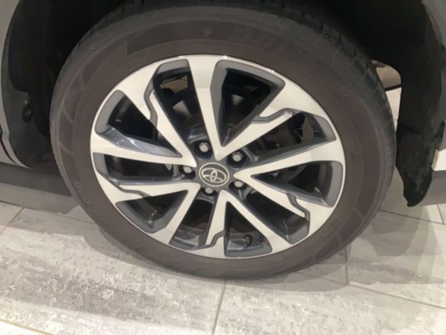 TOYOTA COROLLA CROSS 2023