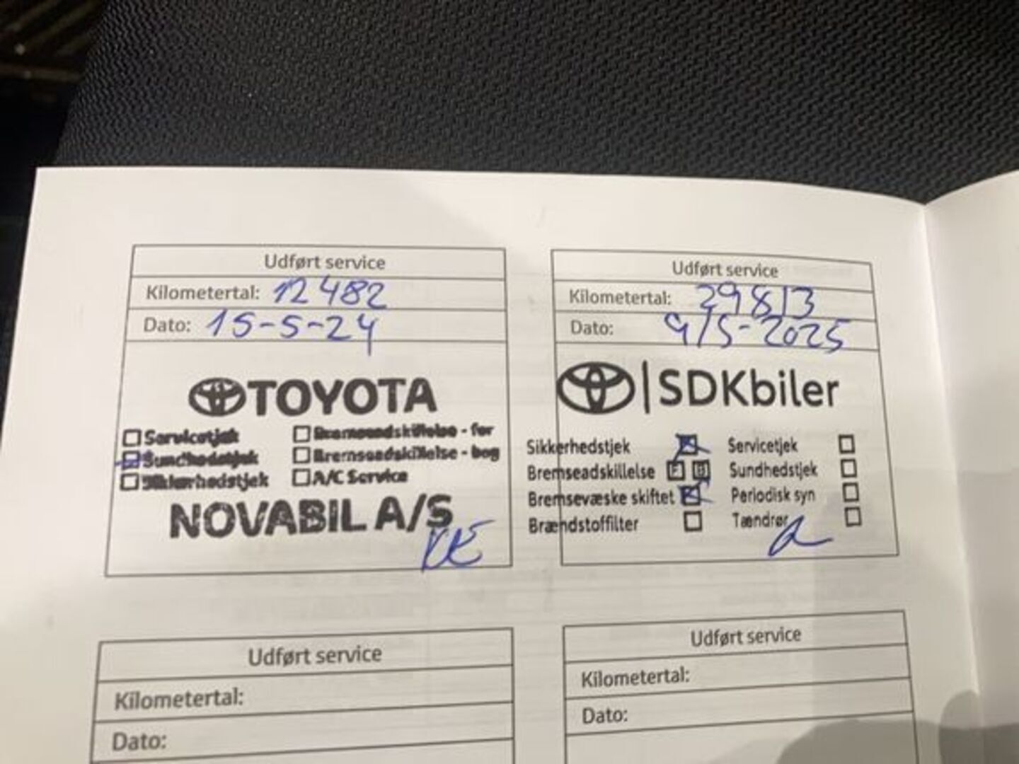 TOYOTA COROLLA CROSS 2023