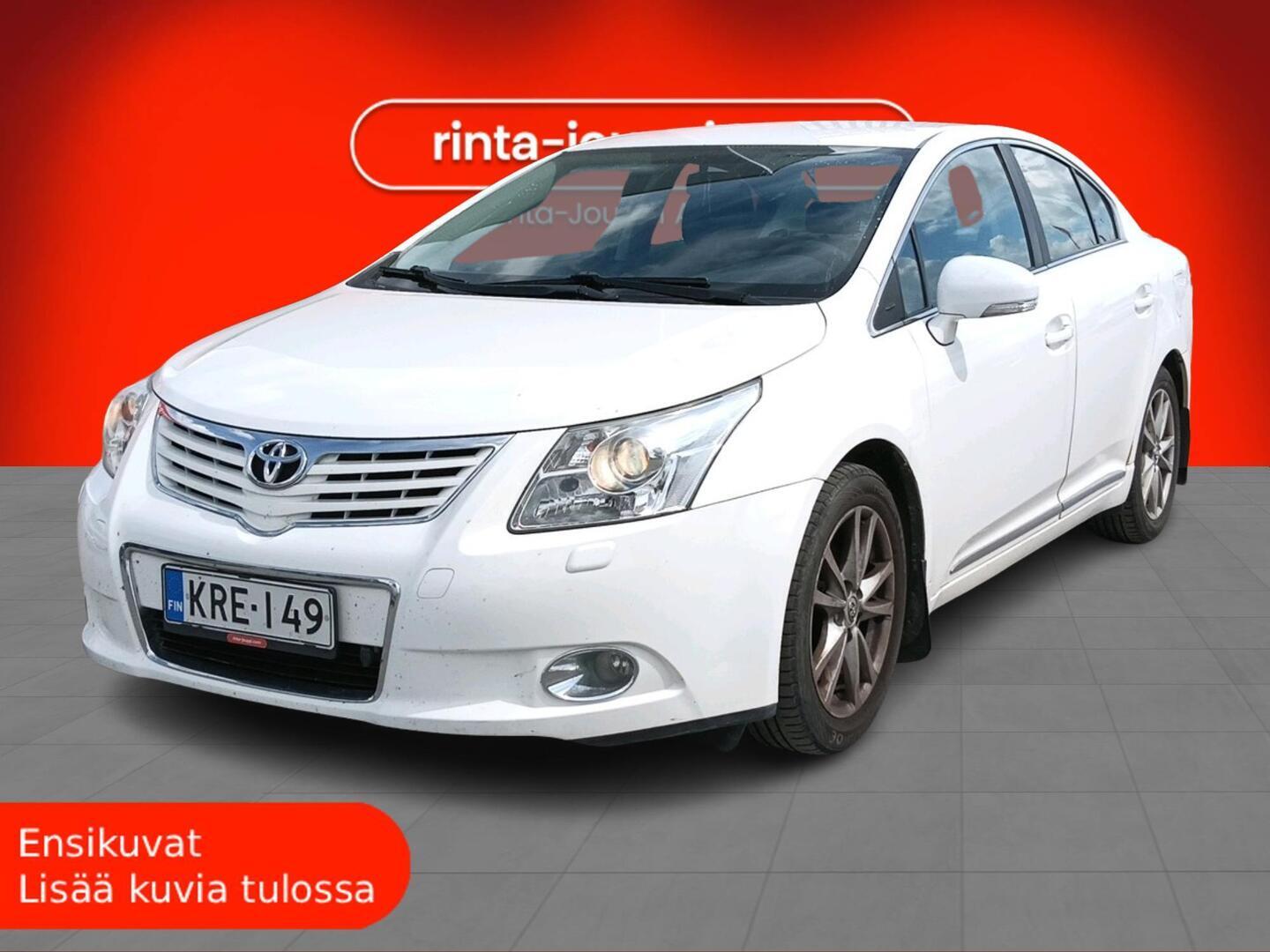TOYOTA Avensis 2012