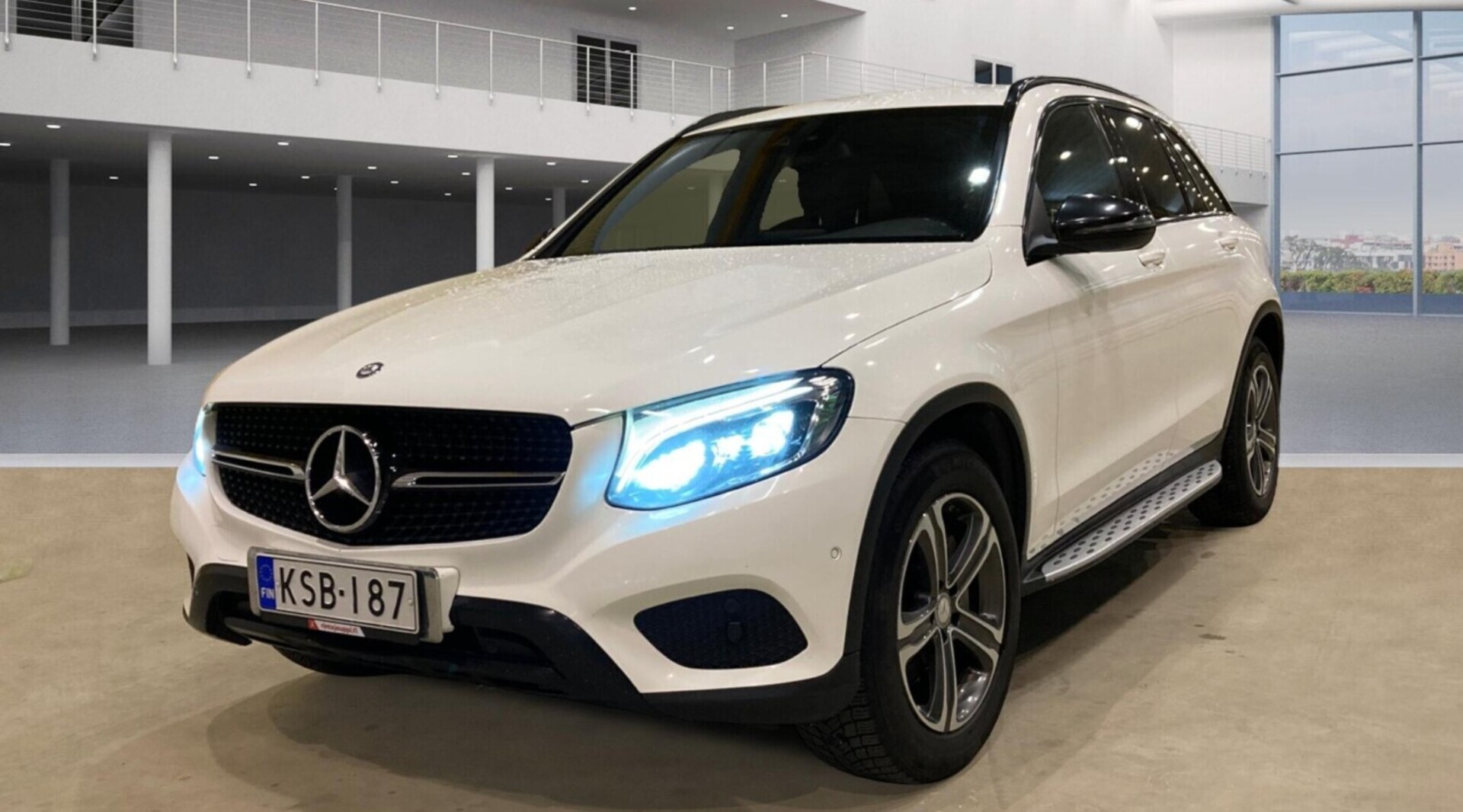 MERCEDES-BENZ GLC 2016