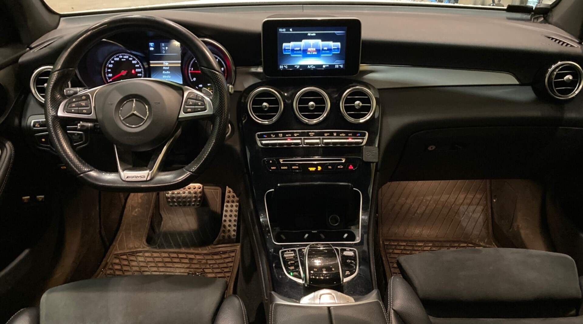 MERCEDES-BENZ GLC 2016
