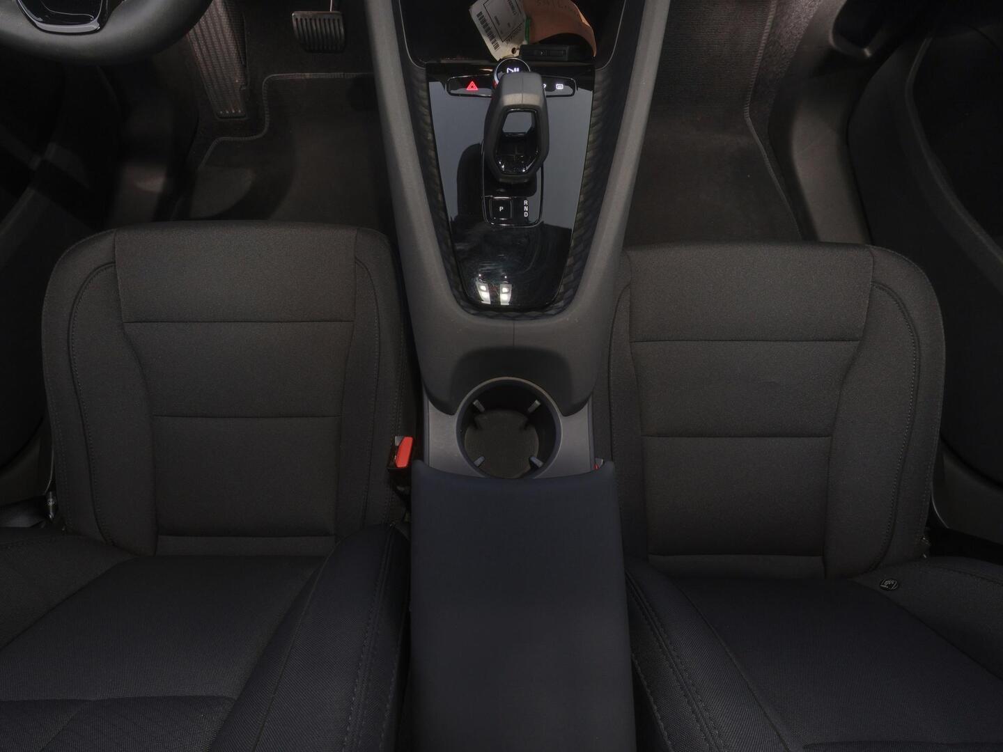 POLESTAR 2 2024