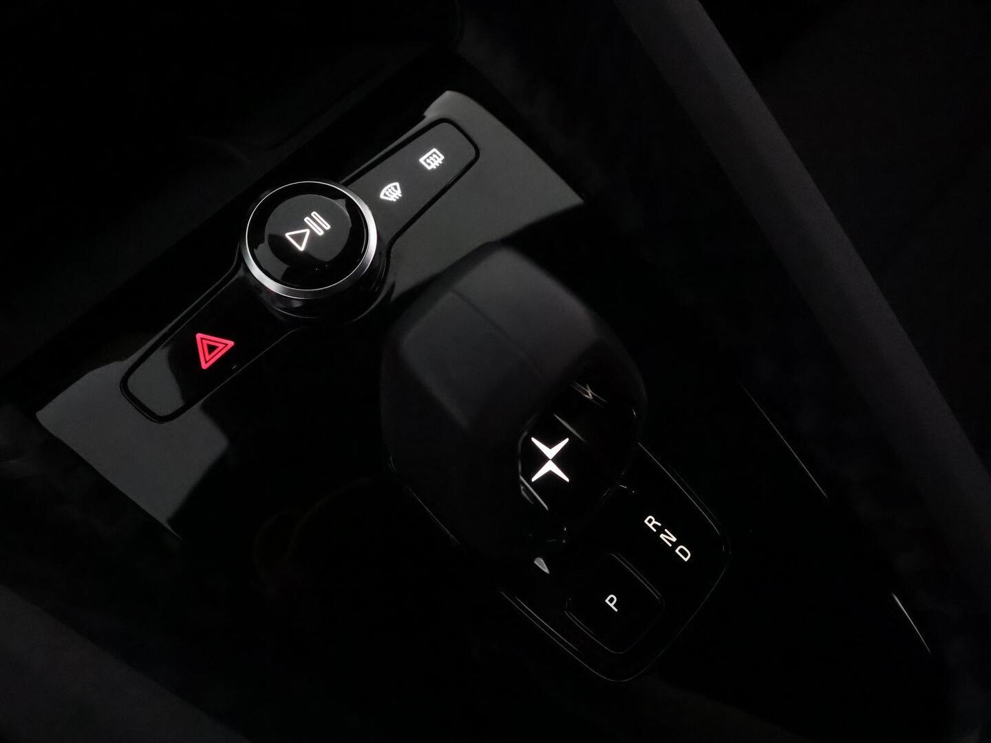 POLESTAR 2 2024