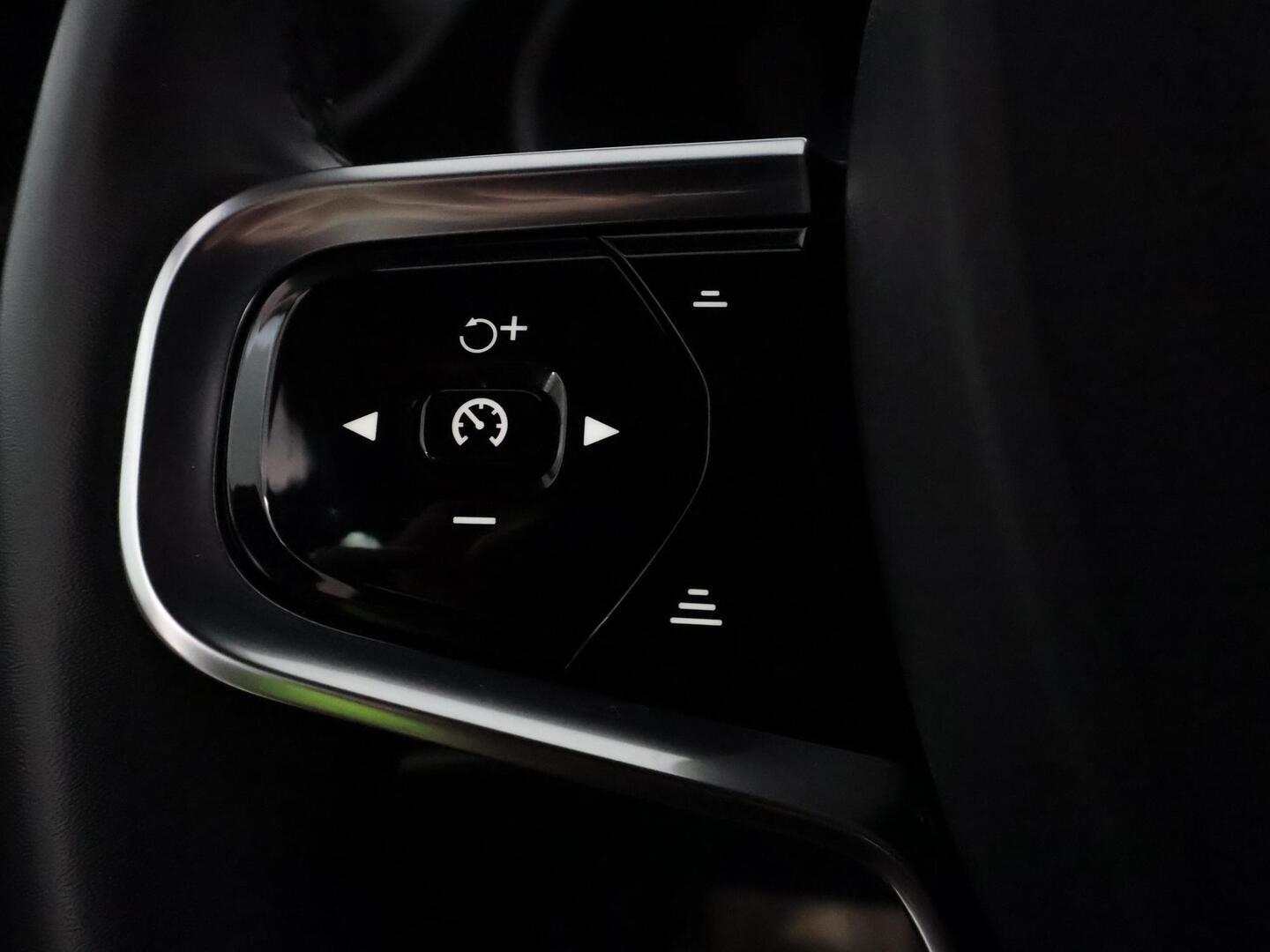 POLESTAR 2 2024
