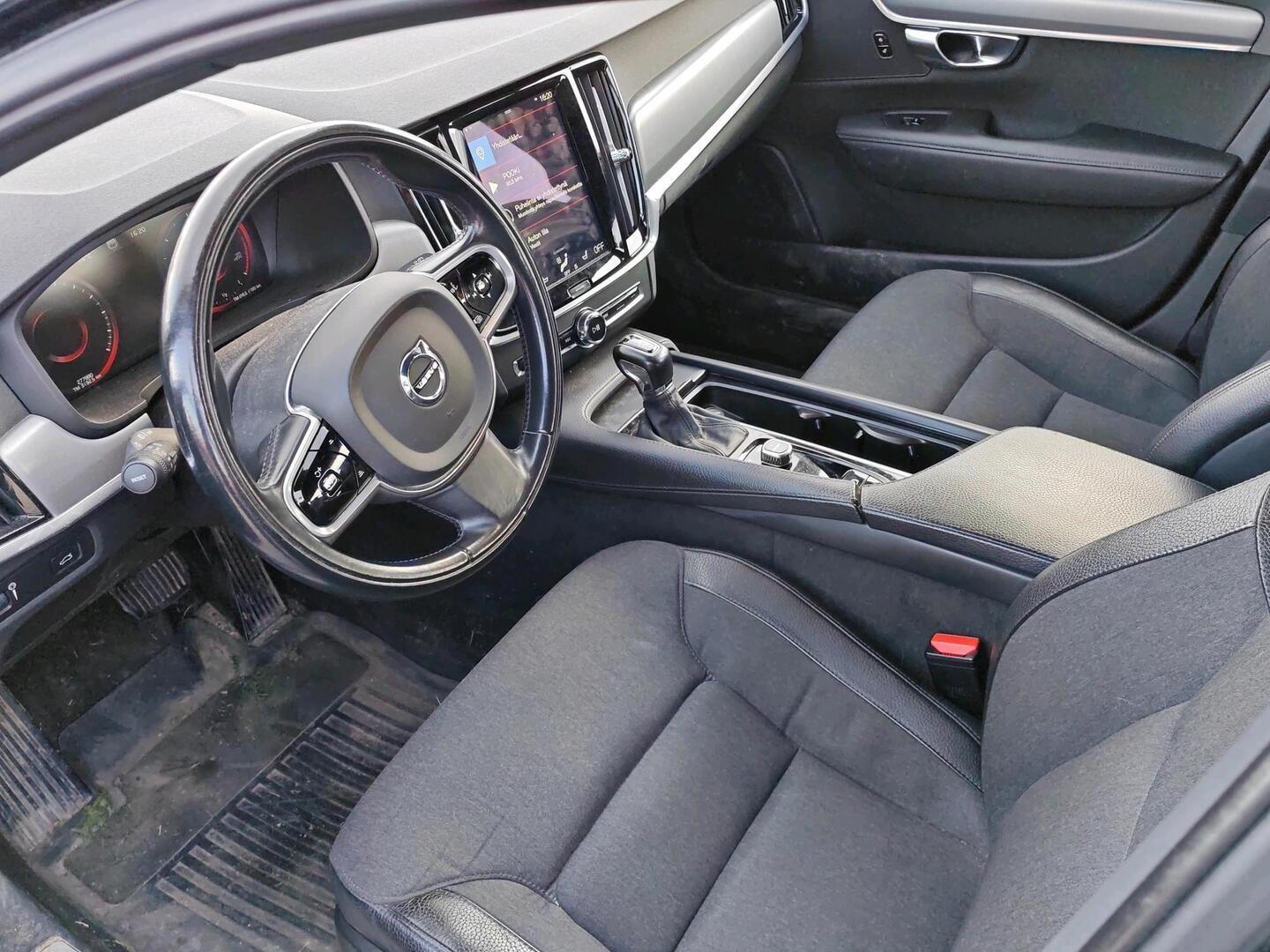 VOLVO V90 2017