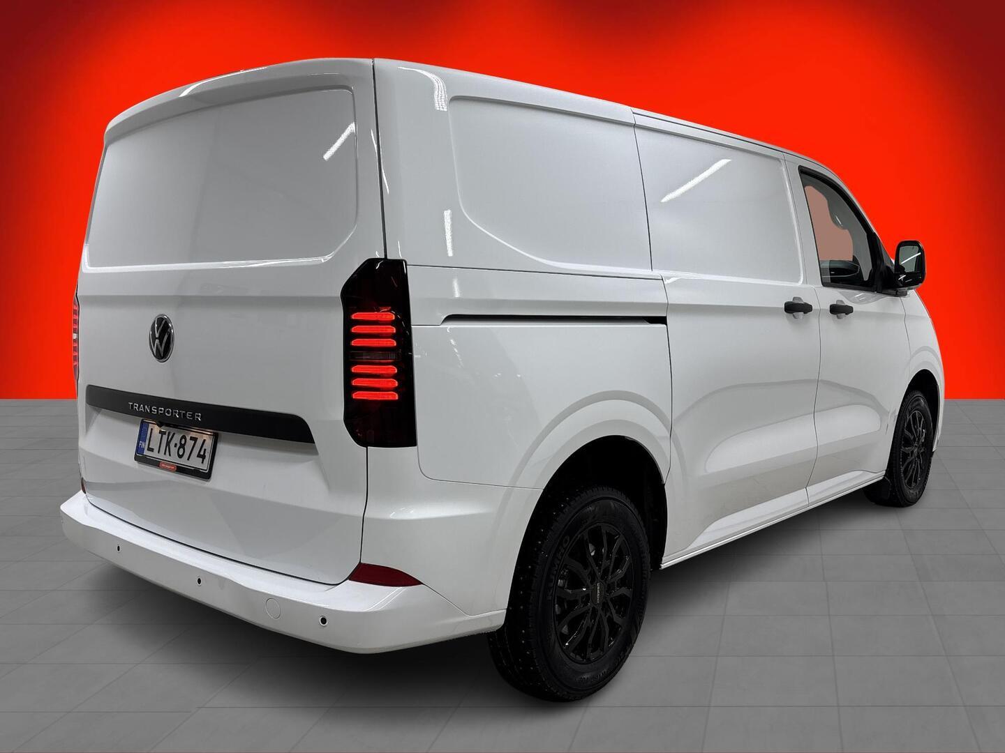 VOLKSWAGEN TRANSPORTER 2025