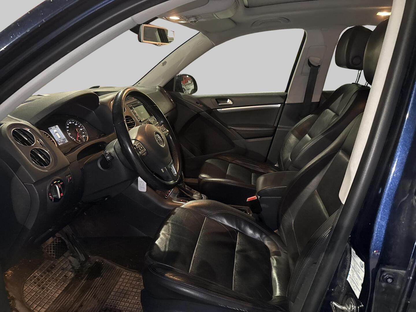 VOLKSWAGEN Tiguan 2013