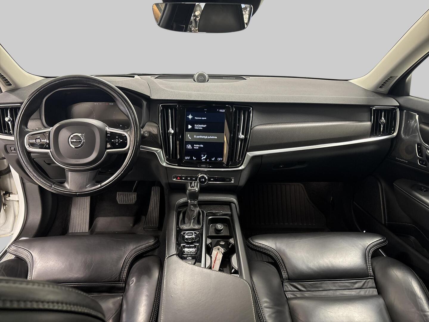 VOLVO V90 Cross Country 2017