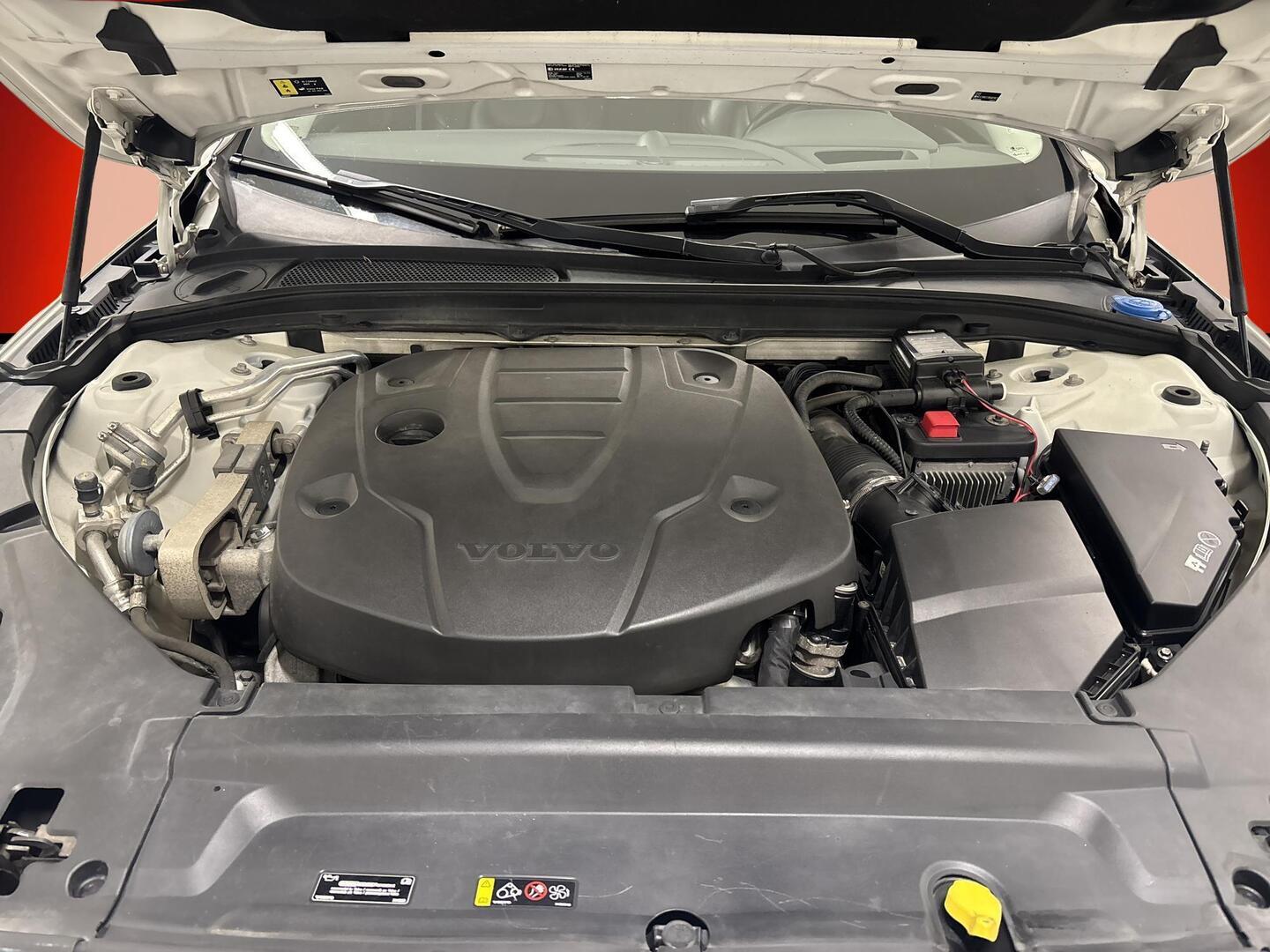 VOLVO V90 Cross Country 2017