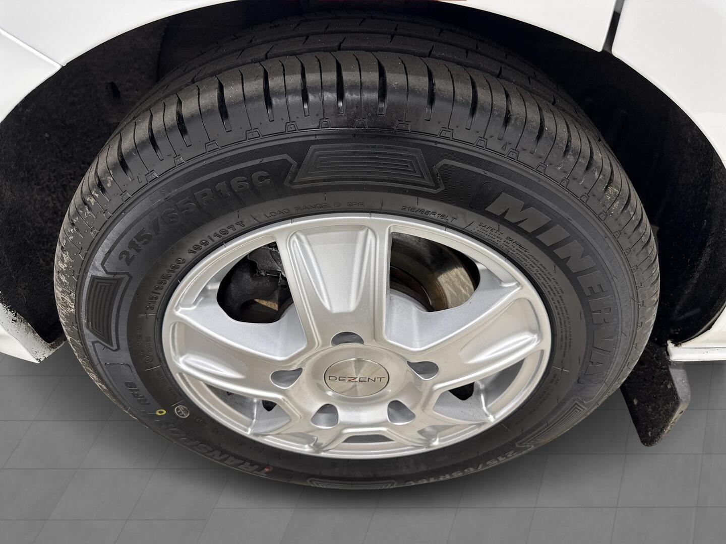 FORD TRANSIT CUSTOM 2023