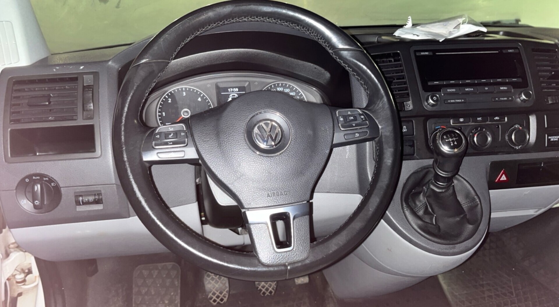 VOLKSWAGEN Transporter 2014