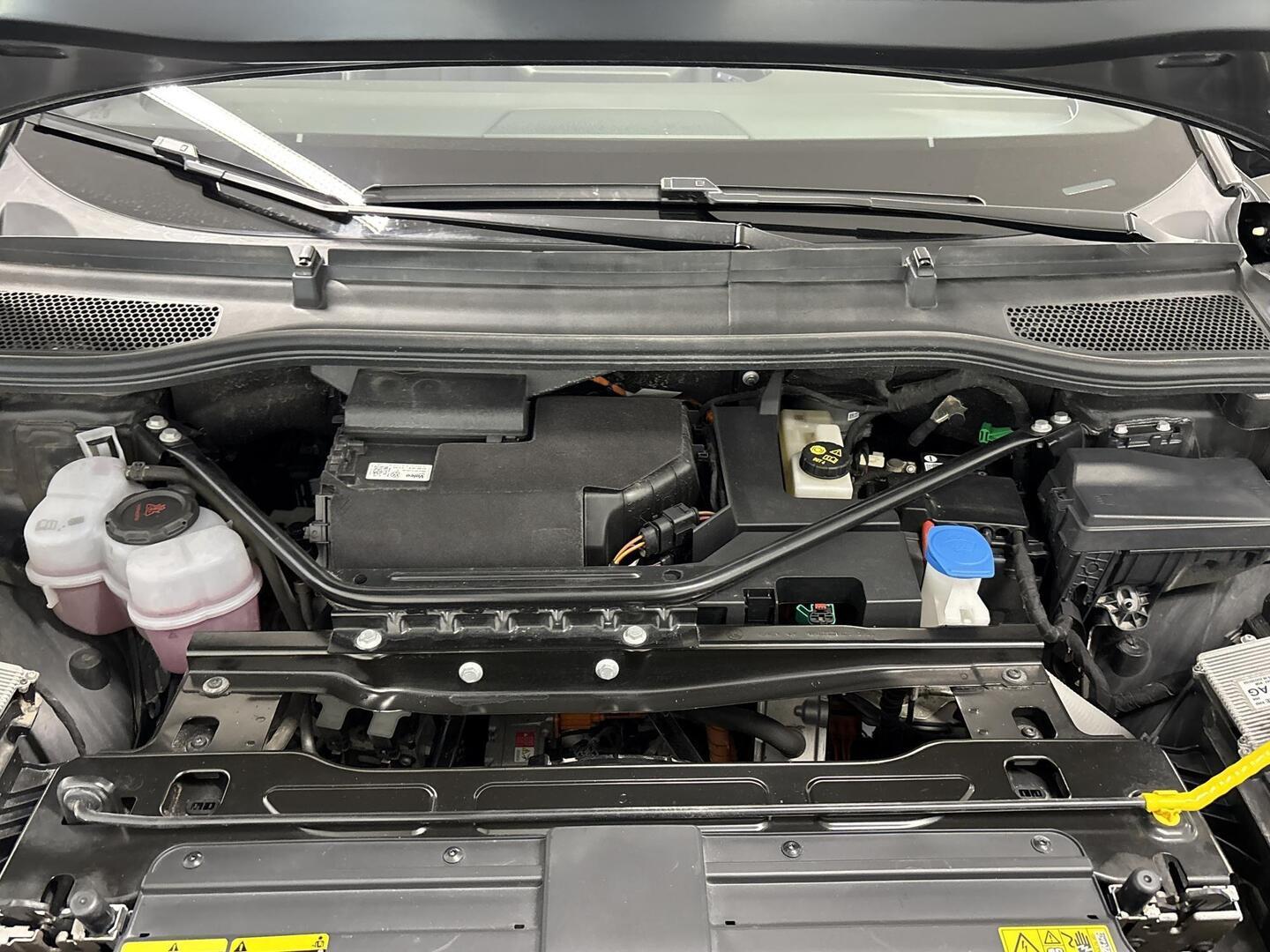 SKODA Enyaq 2023