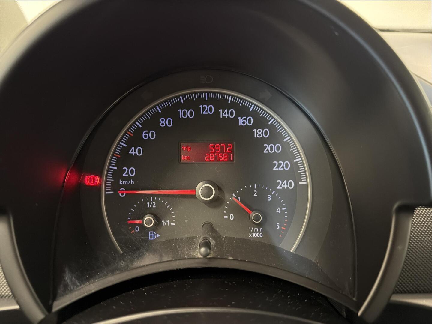 VOLKSWAGEN BEETLE 2009