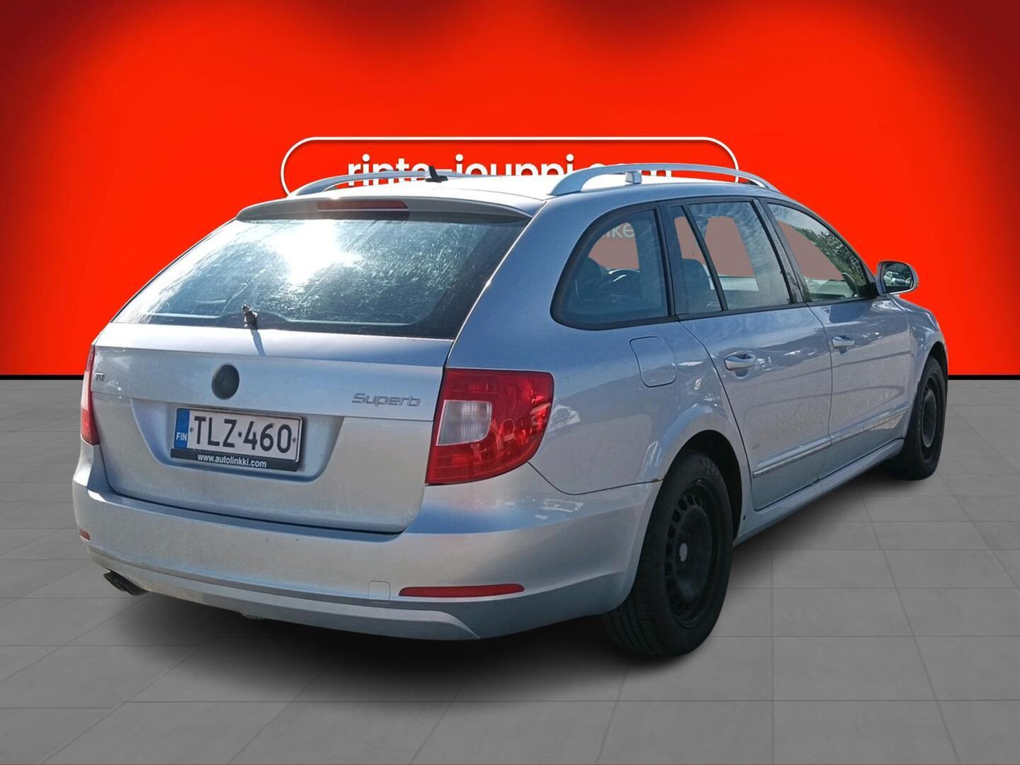 SKODA Superb 2011