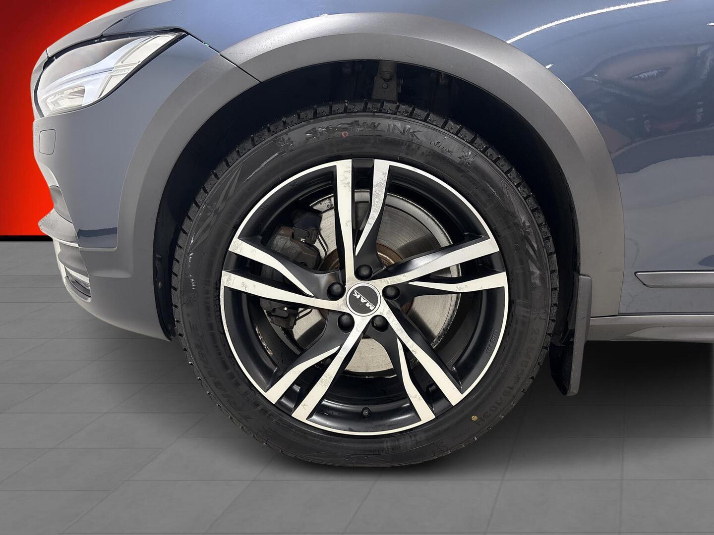 VOLVO V90 Cross Country 2018