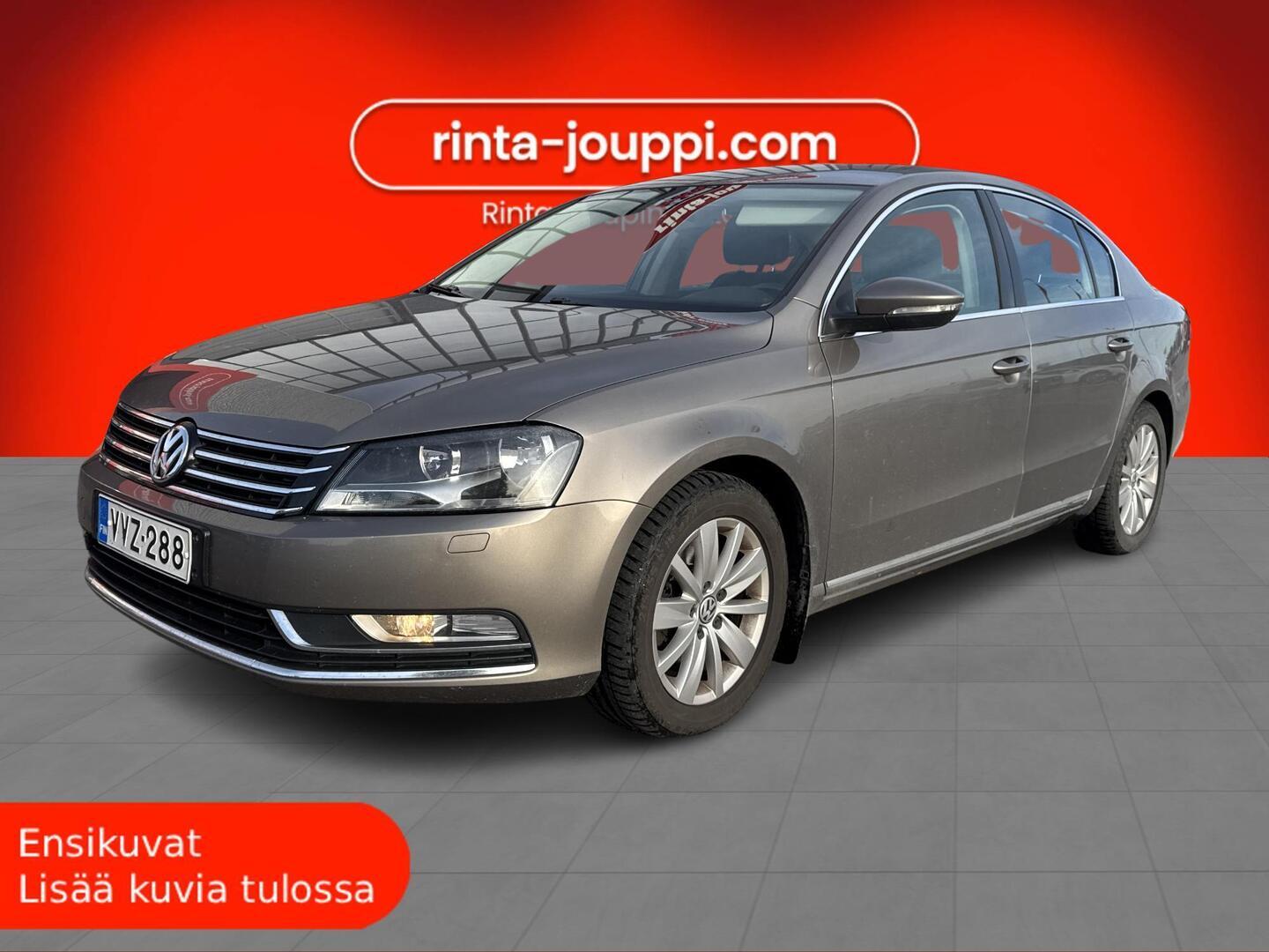 VOLKSWAGEN Passat 2011